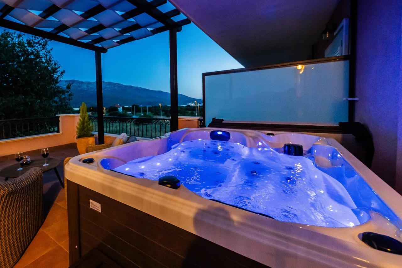 San Mihael Luxury Rooms 1 ドゥゴポイエ エクステリア 写真