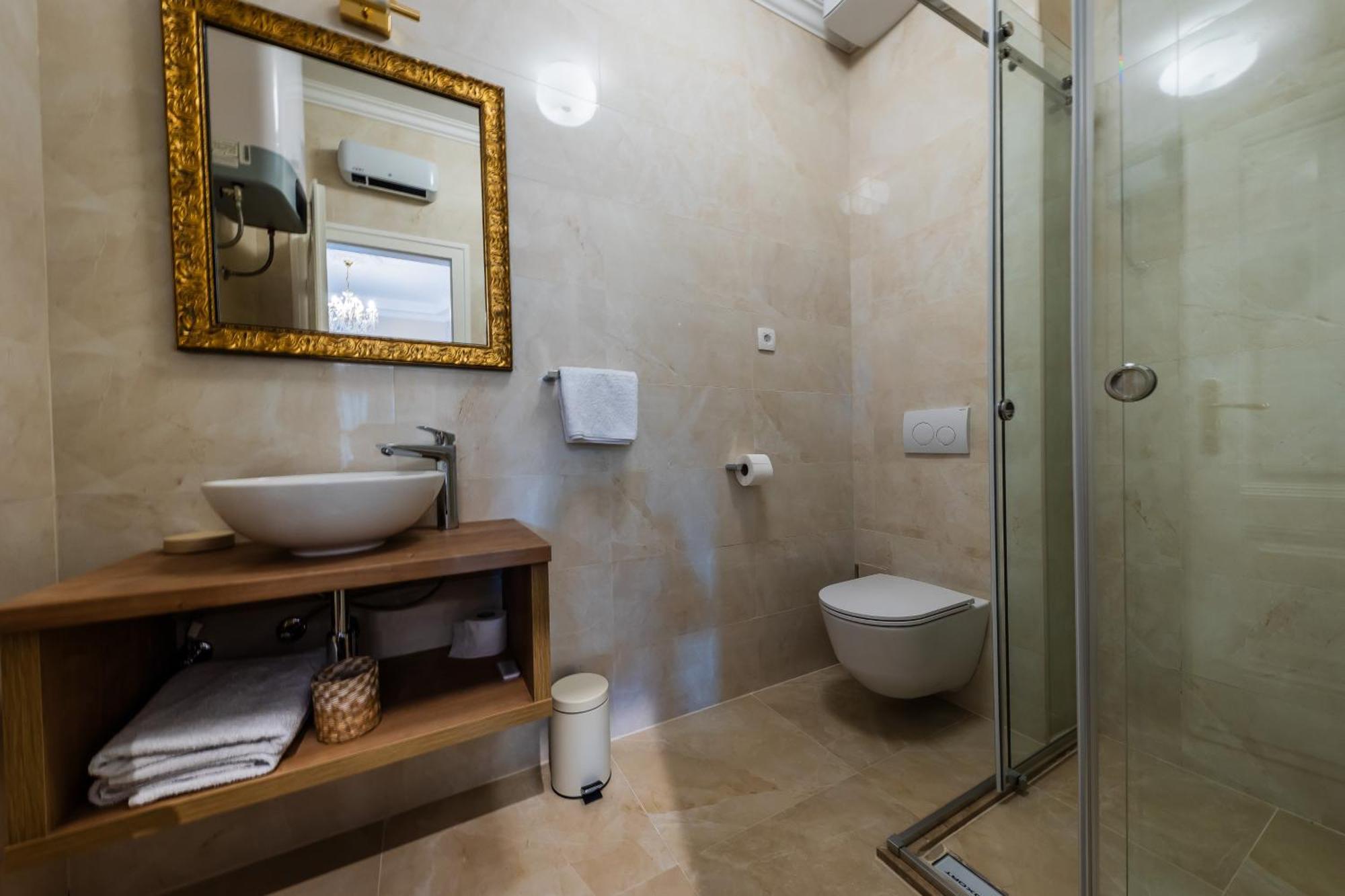 San Mihael Luxury Rooms 1 ドゥゴポイエ 部屋 写真
