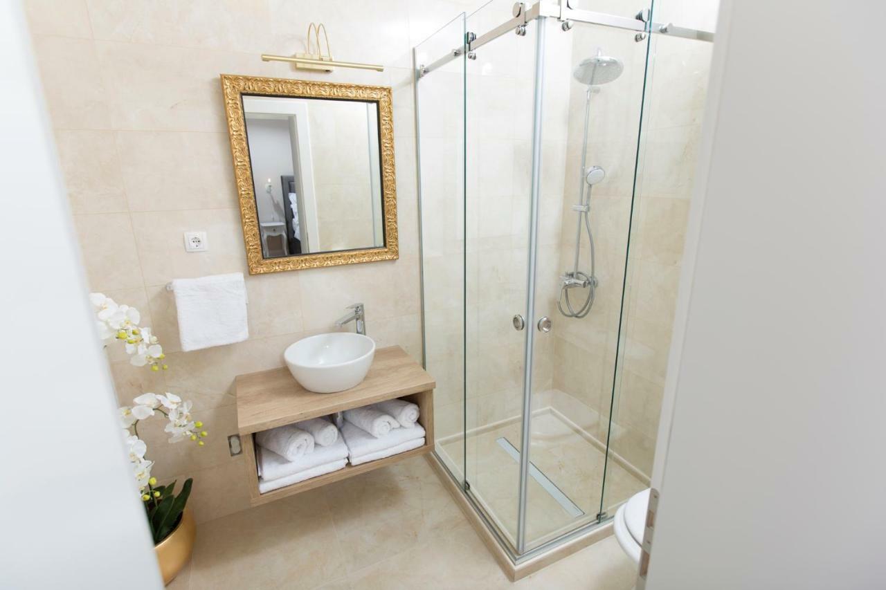 San Mihael Luxury Rooms 1 ドゥゴポイエ エクステリア 写真
