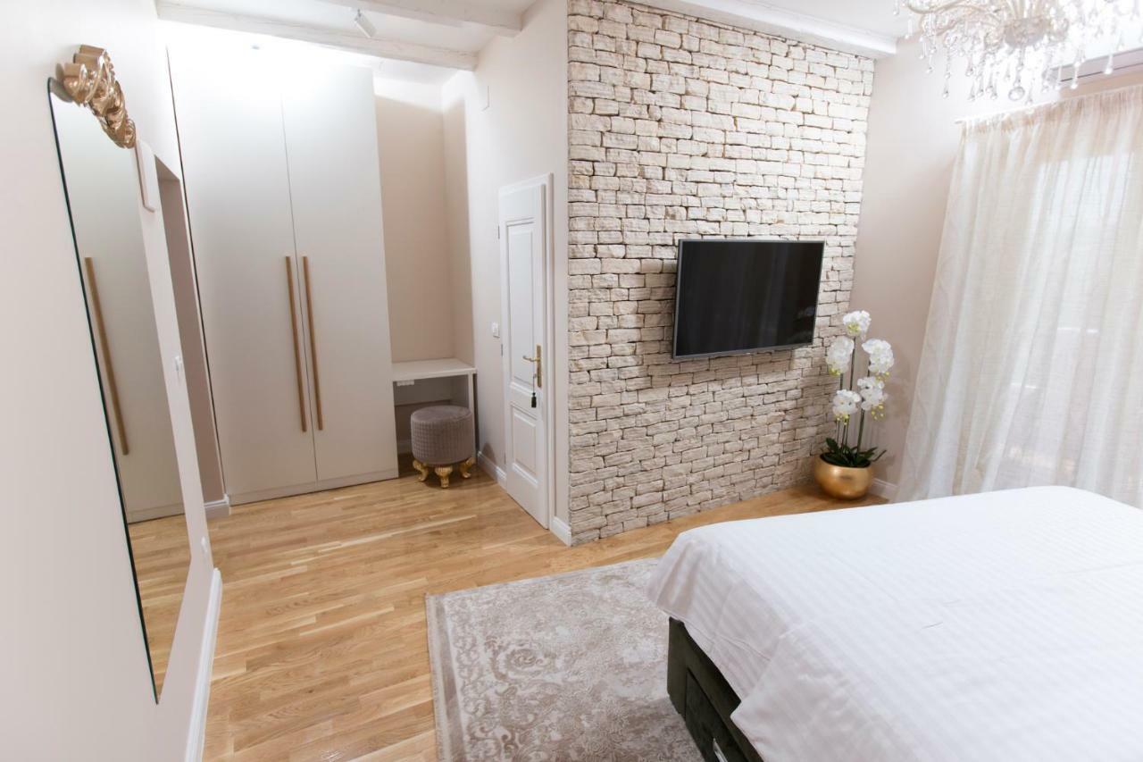 San Mihael Luxury Rooms 1 ドゥゴポイエ エクステリア 写真
